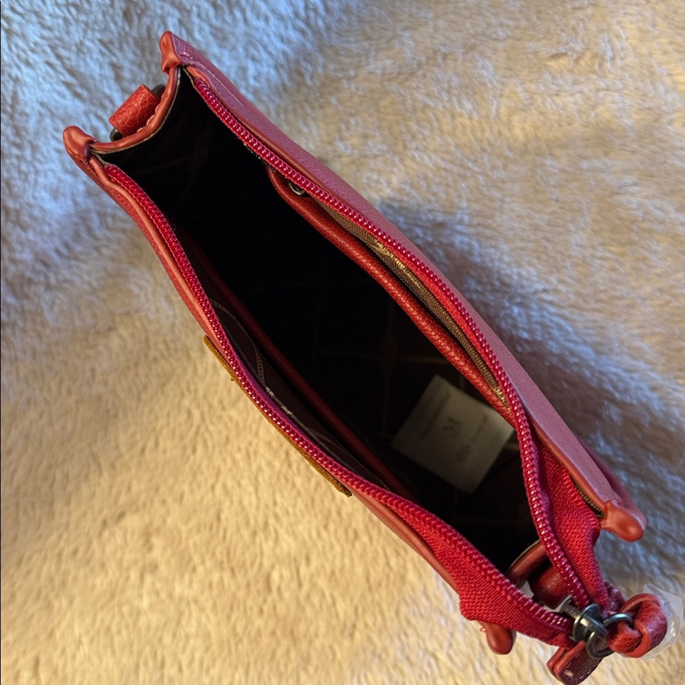 WRANGLER Montana West Shoulder/Crossbody Bag - Picture 8 of 14